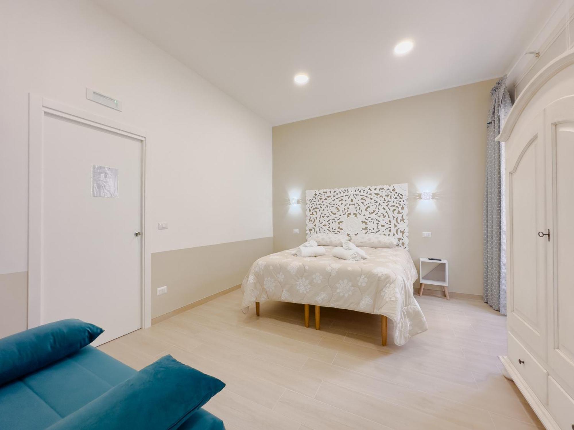 Real Poggio Hotel Naples Exterior photo